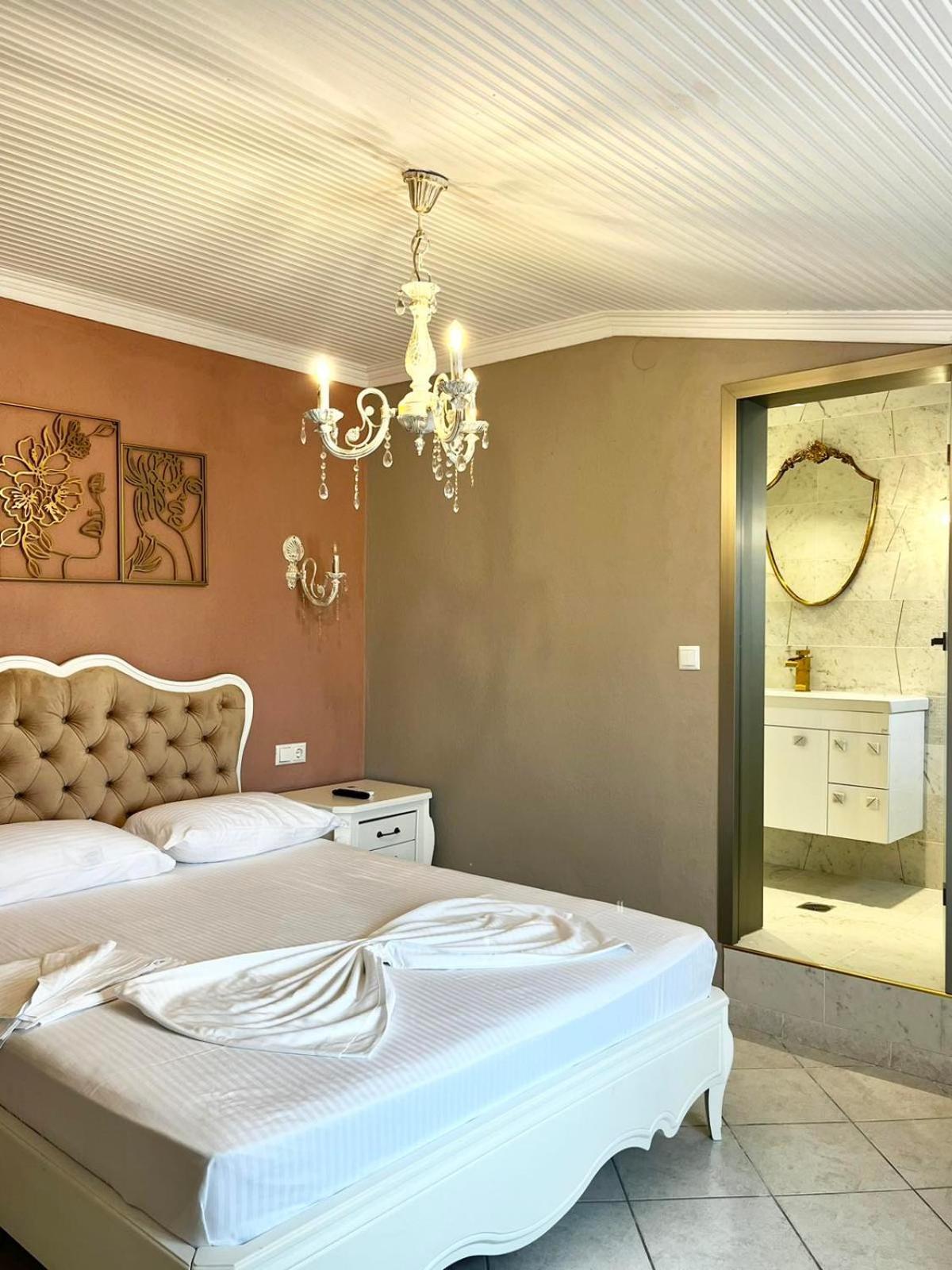 Le Tresor Villa *